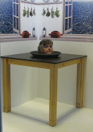 Head on a platter mirror trick